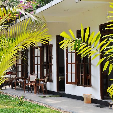Medawatta Villa Mirissa Luaran gambar