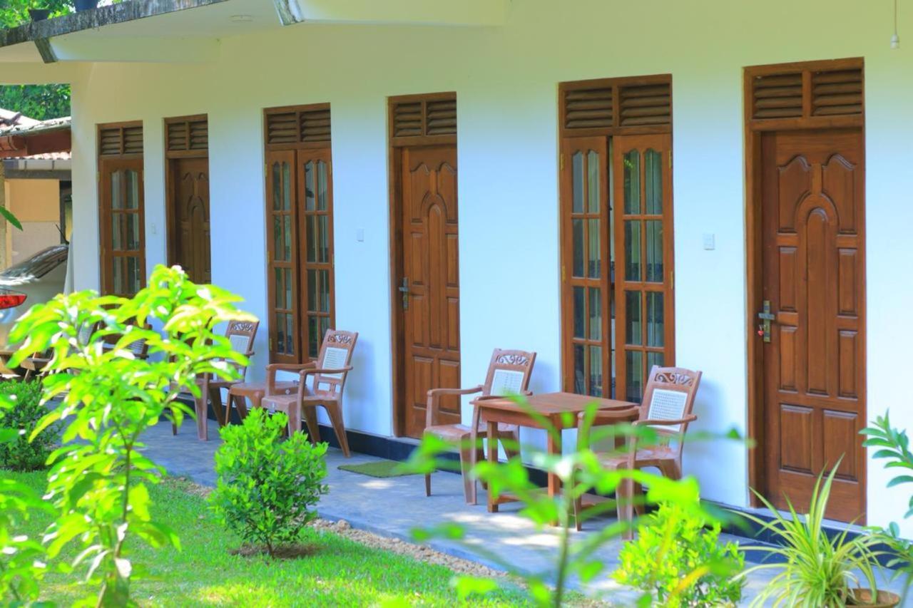 Medawatta Villa Mirissa Luaran gambar