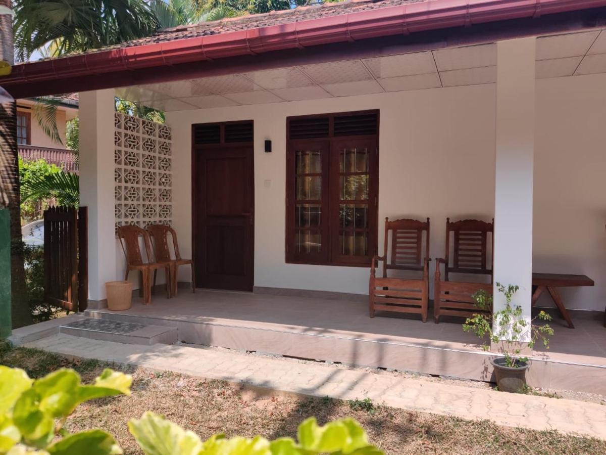 Medawatta Villa Mirissa Luaran gambar